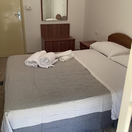 Hotel Villa Alexandra เบลลาเรีย-อีเจอา มารีนา ภายนอก รูปภาพ